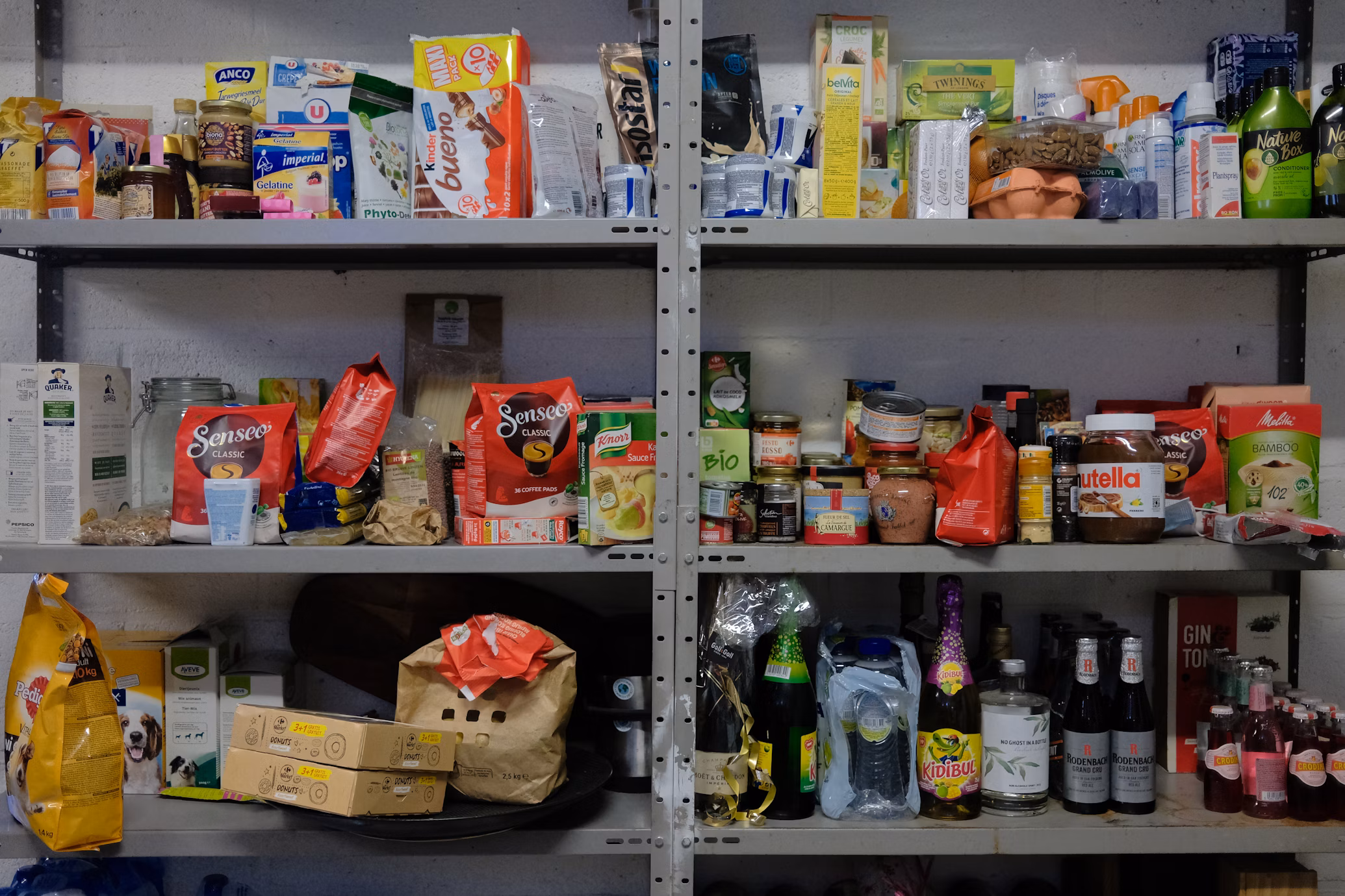 Container storage pantry