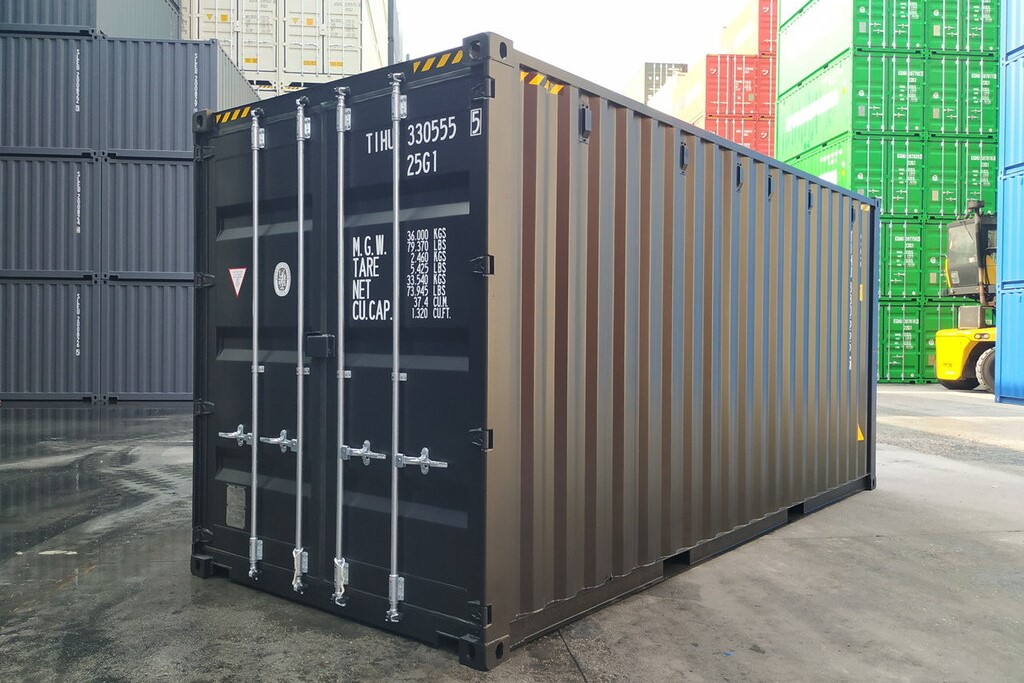 Watertight container