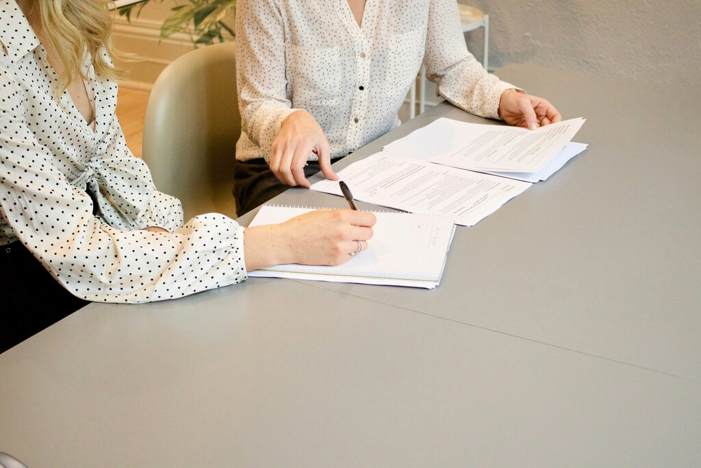Use a written contrct while buying