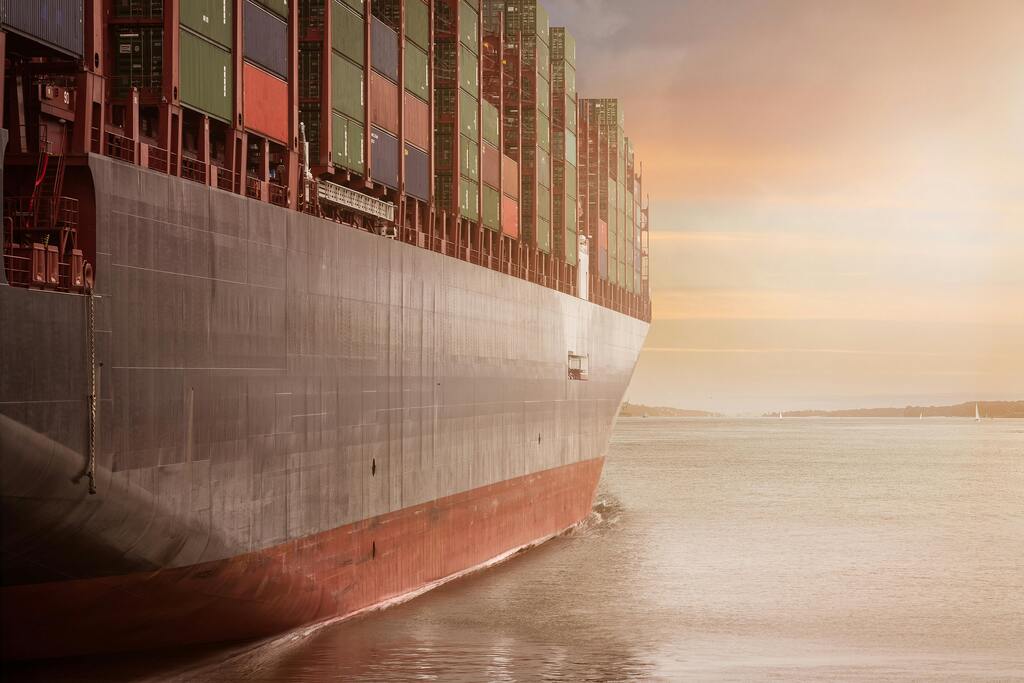8 Factors Affecting 20’ and 40’ Used Shipping Container Cost