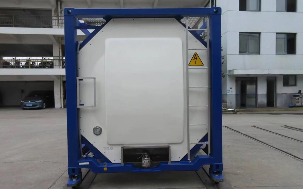 ISO tank shipping containers