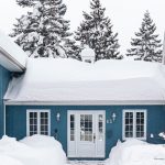 Pros and Cons of Shipping Container Building in Winter