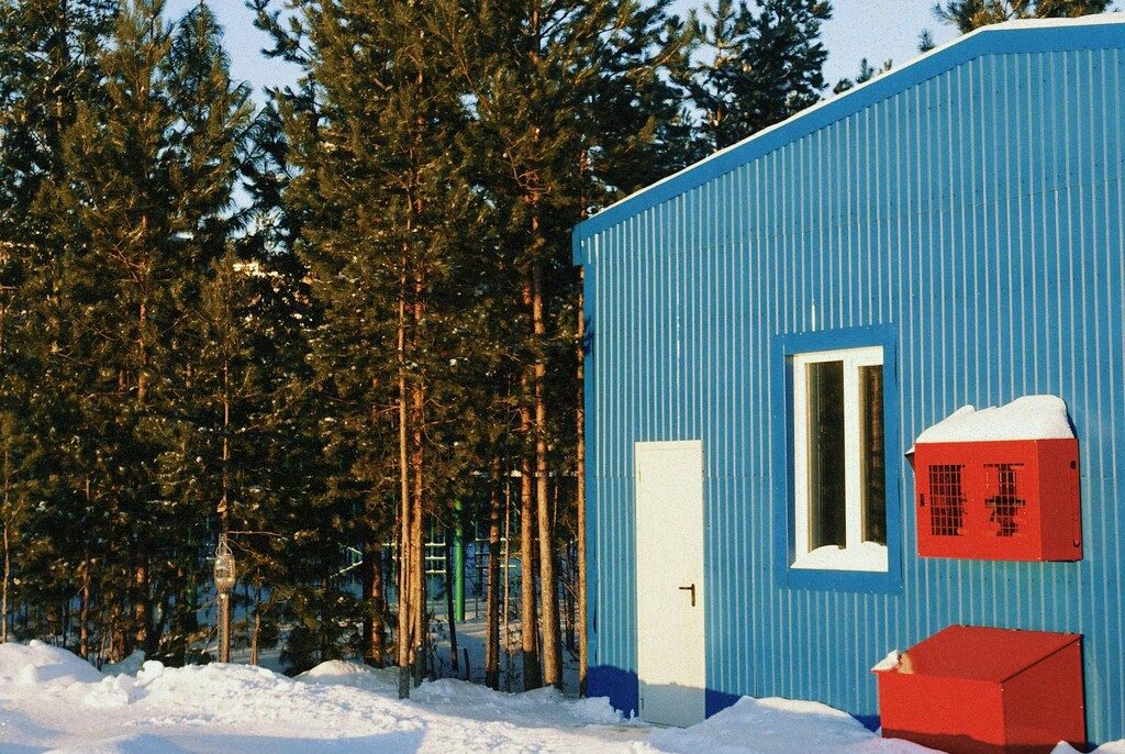 How to Maintain Container Homes Designs During Winter