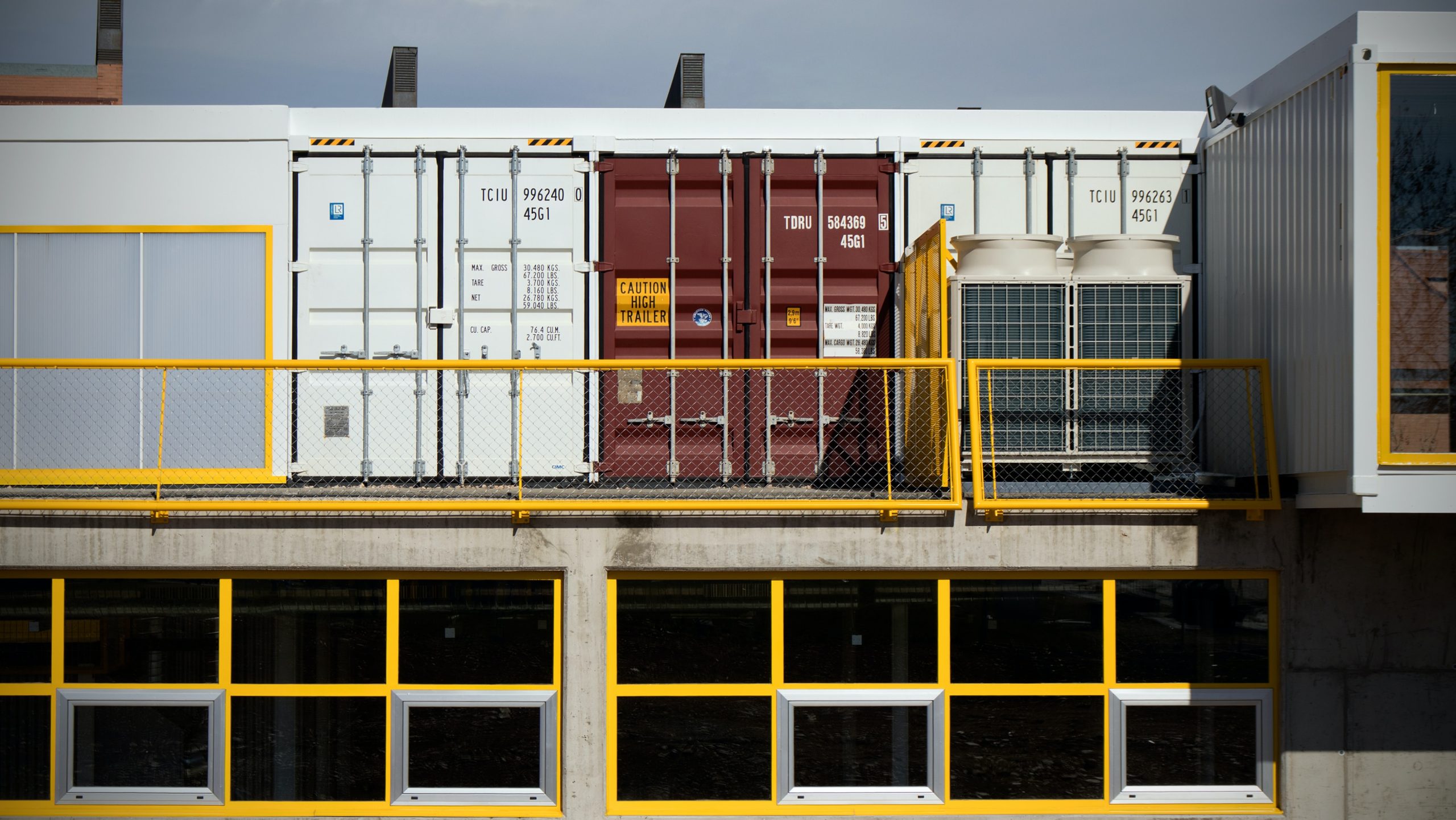 Shipping containers for sale in DeKalb