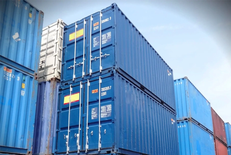 Shipping containers for sale in Huntington