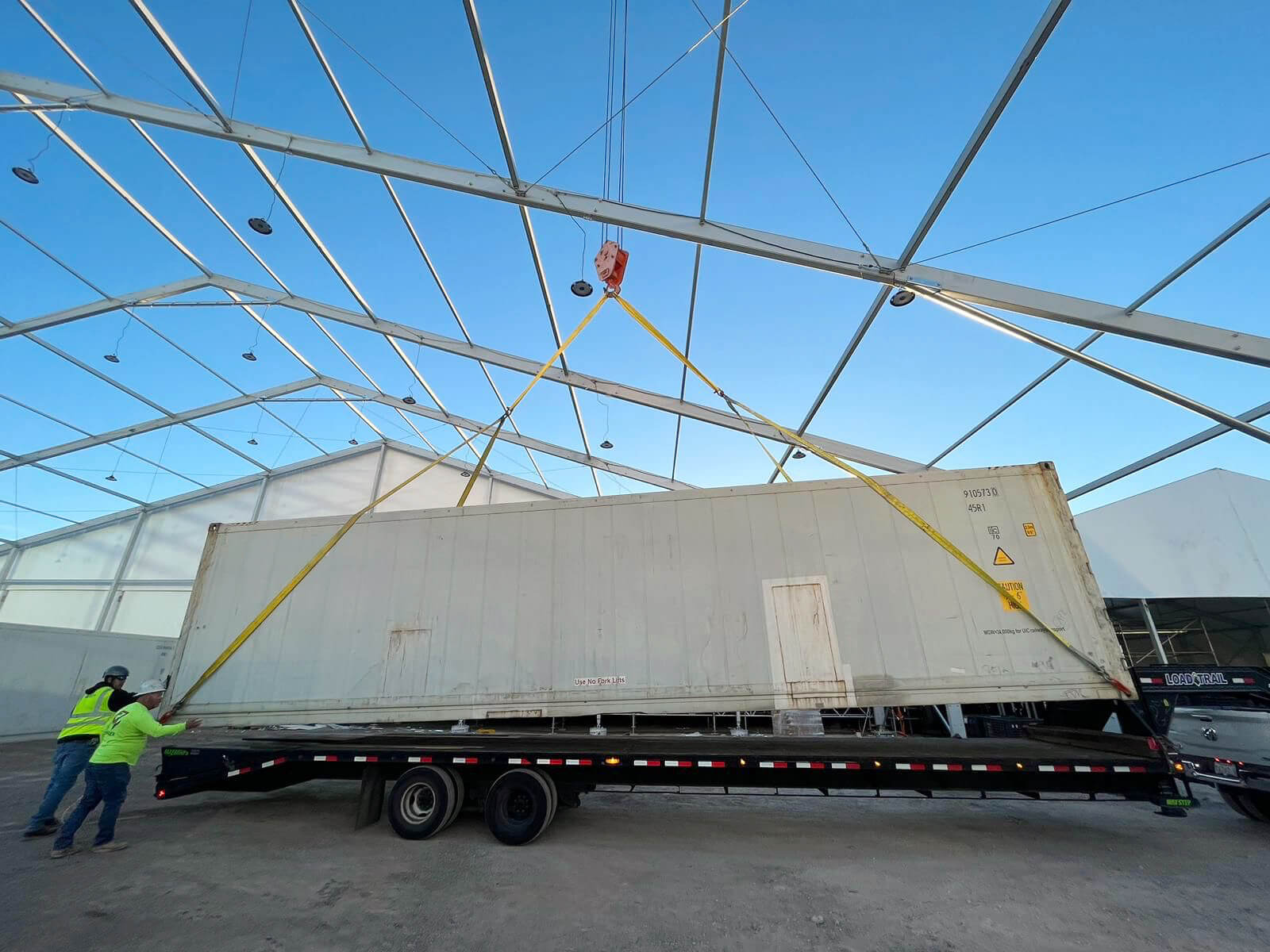 Shipping containers for sale in Laredo