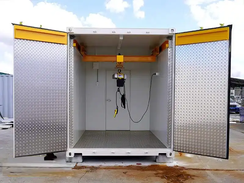 Container Labs with Gantry System